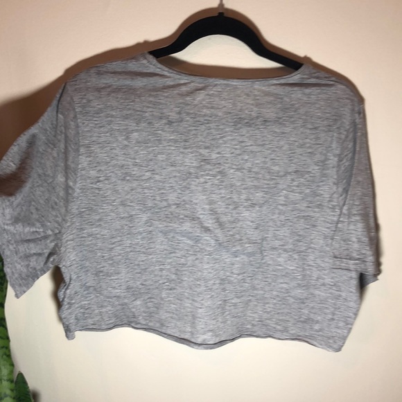 Oversized Extreme Crop - Picture 5 of 7